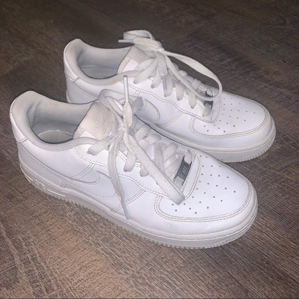 Women’s white Nike Air Force 1